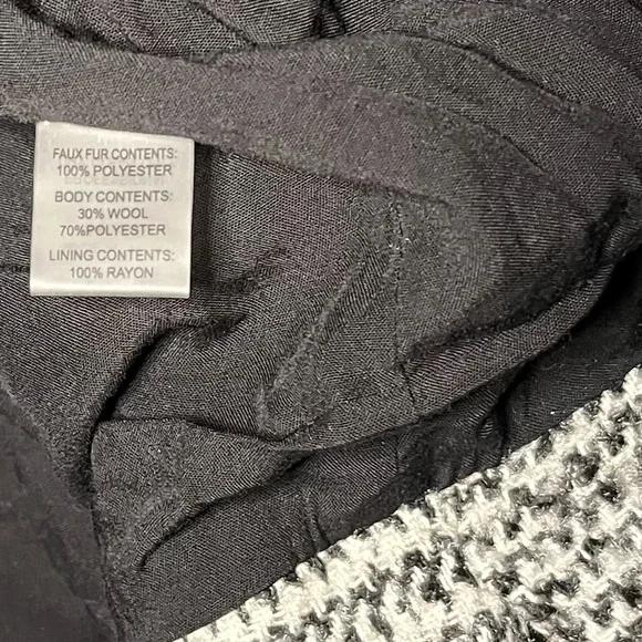 DOLCE CABO Tweed Blazer - Picture 9 of 12